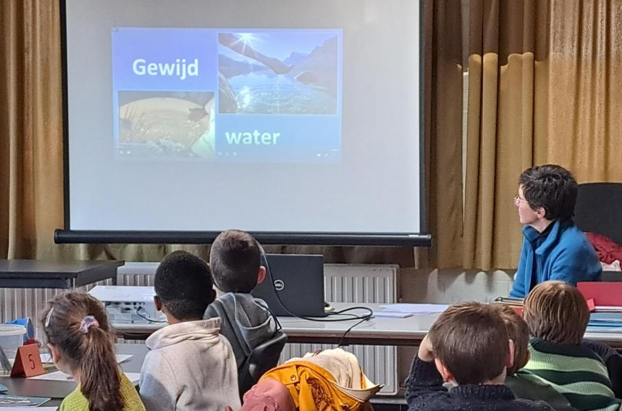 EERSTE COMMUNIE CATECHESE OP KRUISSNELHEID 