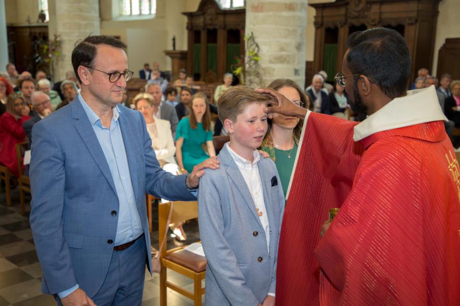 Vormselviering 2023 in de Sint-Geertruikerk te Leuven © Rudi Fransens