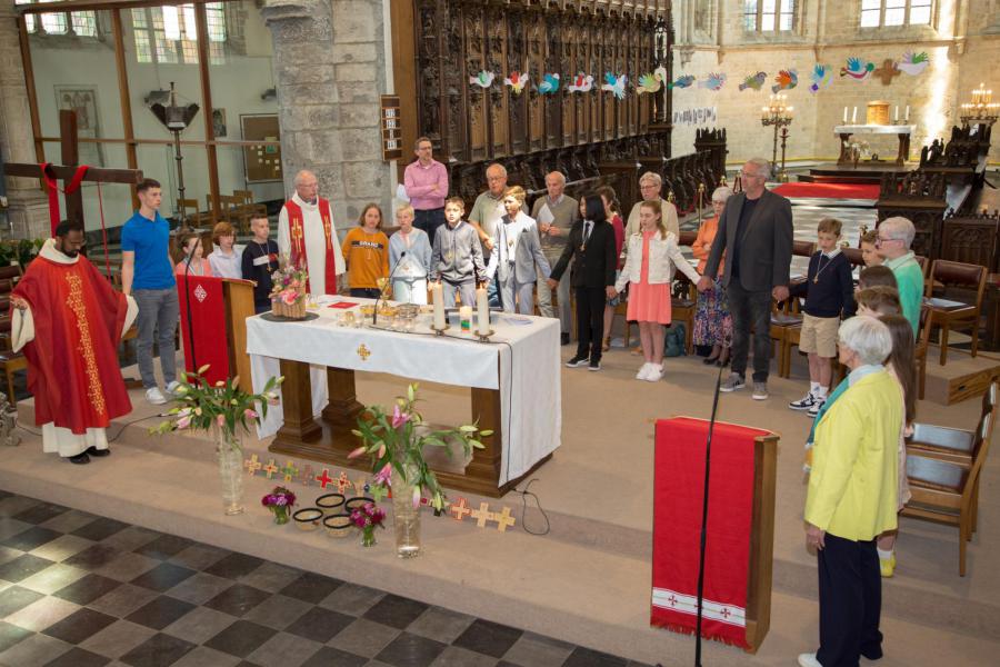 Vormselviering 2023 in de Sint-Geertruikerk te Leuven © Rudi Fransens