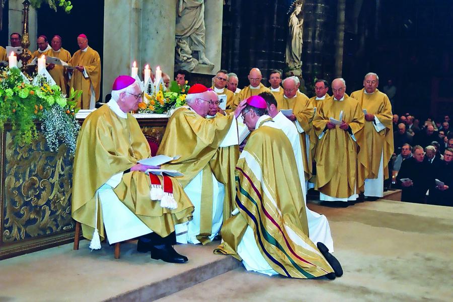 Bisschopswijding door kardinaal Danneels © Bisdom Gent