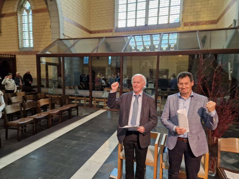 Vuist tegen onrecht/ongelijkheid (Broederlijk Delen) © Veronique Morthier