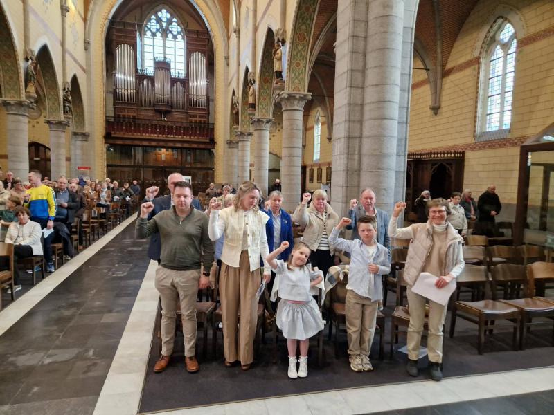 Vuist tegen onrecht/ongelijkheid (Broederlijk Delen) © Veronique Morthier