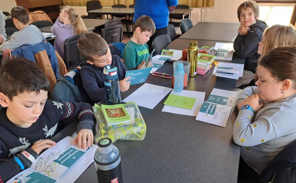 EERSTE COMMUNIE CATECHESE OP KRUISSNELHEID 