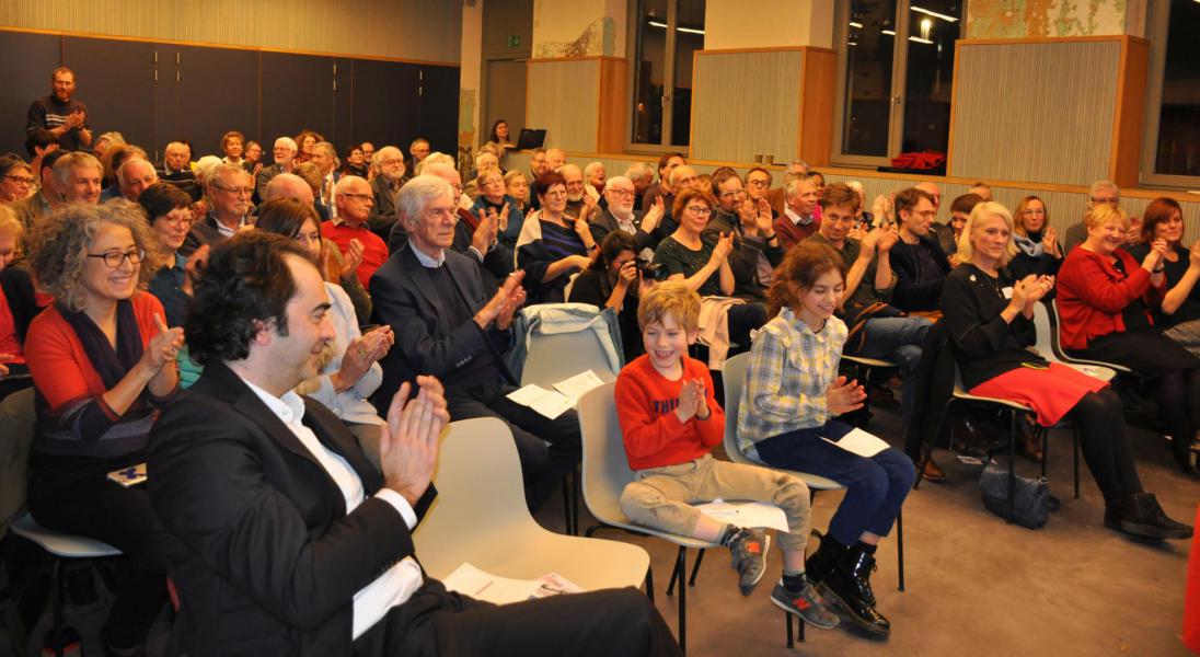 Er was veel belangstelling voor de bekendmaking van de Ambassadeurs voor de Vrede van Pax Christi Vlaanderen © Anne Vansteelandt