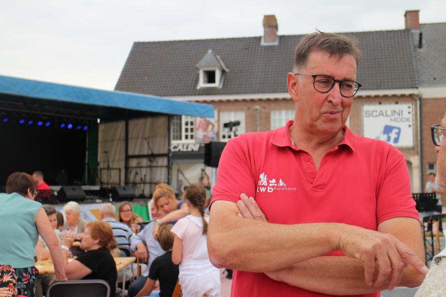 Een gelukkige voorzitter © RvH