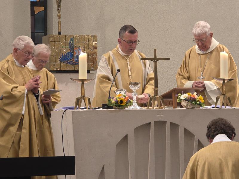 priesters © Gracy Peelman