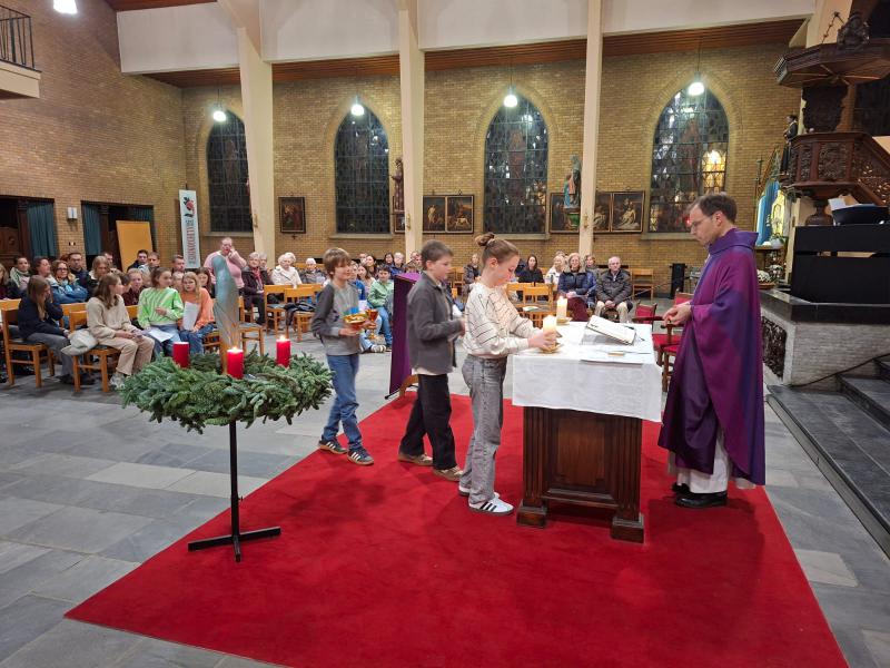 Aanvraagviering vormelingen in Zwevezele 