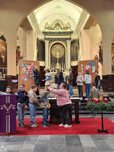 Aanvraagviering vormelingen in Zwevezele 