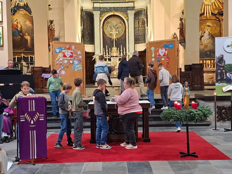 Aanvraagviering vormelingen in Zwevezele 