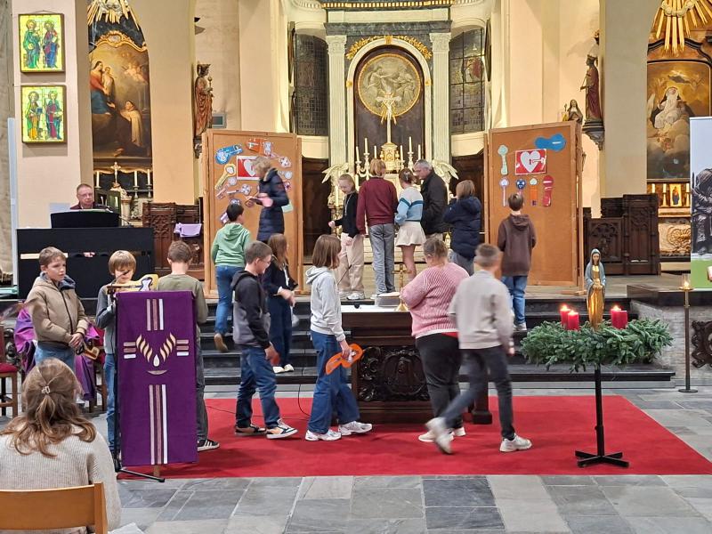 Aanvraagviering vormelingen in Zwevezele 