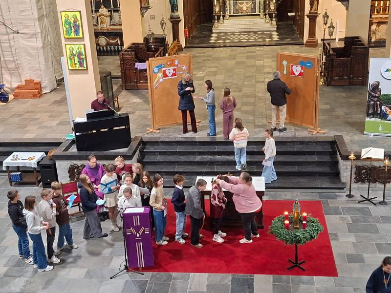 Aanvraagviering vormelingen in Zwevezele 