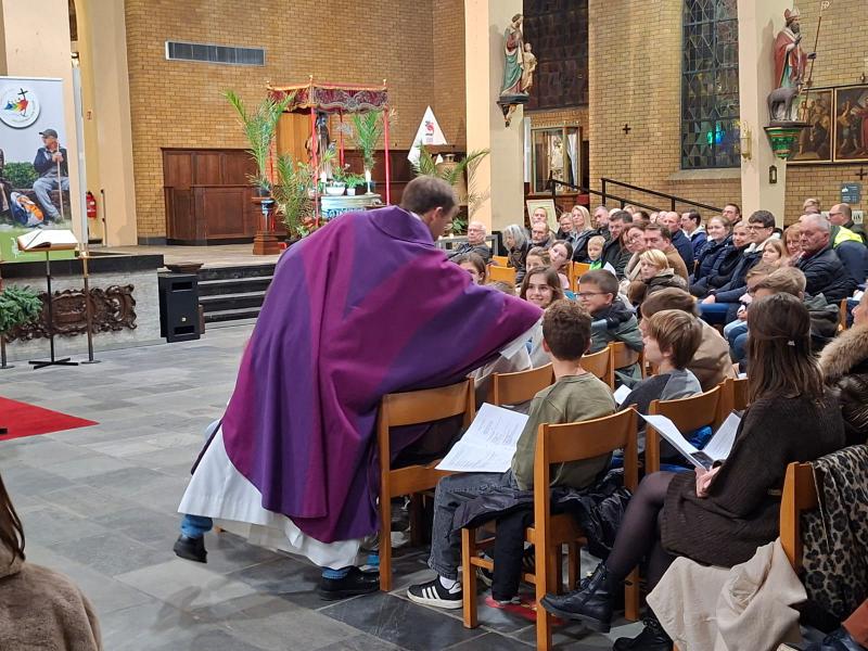 Aanvraagviering vormelingen in Zwevezele 