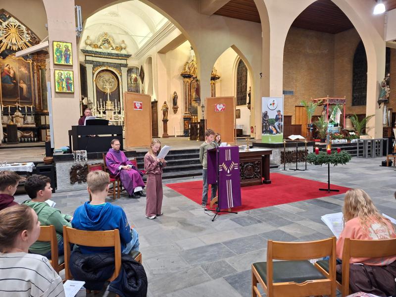 Aanvraagviering vormelingen in Zwevezele 