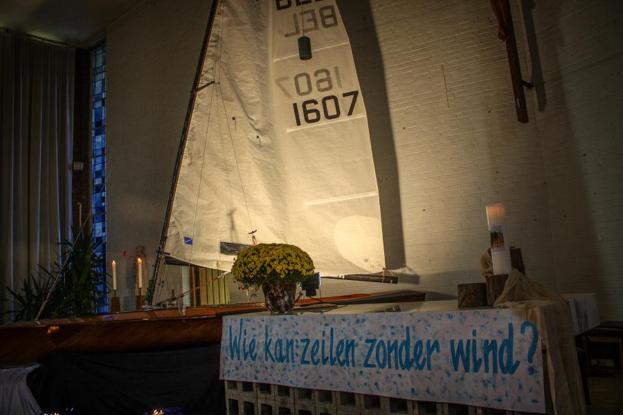 Wie kan zeilen zonder wind... 