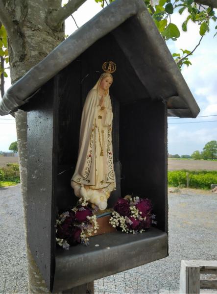 Inzegening Mariakapelletje in Sint-Jan te Wingene 