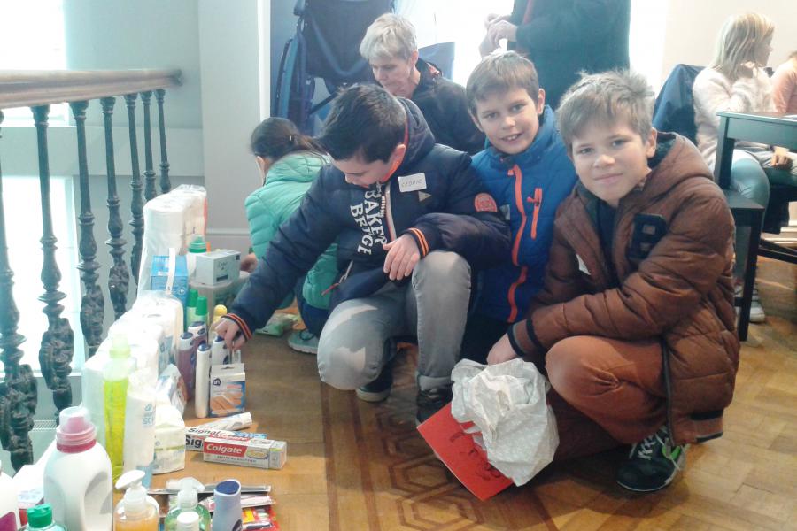 Inkopen doen voor B-Asiel © LVB
