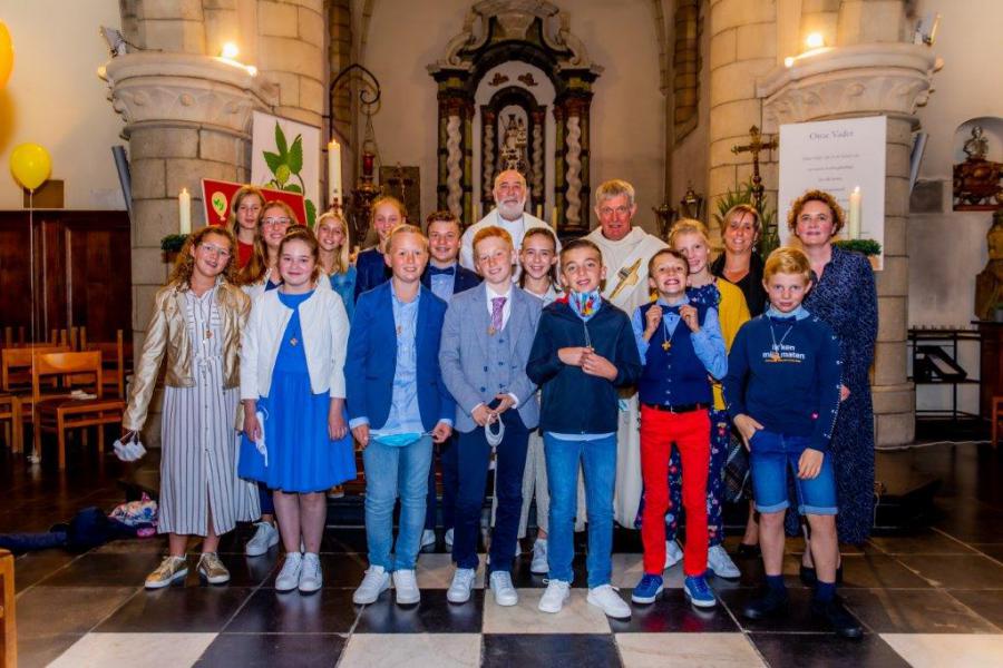 Vormsel in Baardegem met vormheer Marcel en diaken Paul (september 2020) 