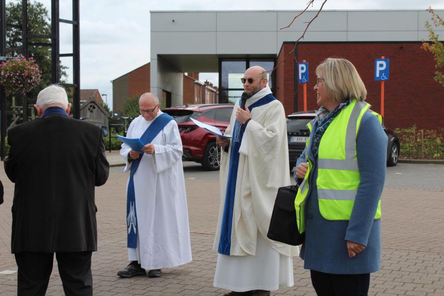 Stappen naar Vrede-Grot Gapaard (1) © PE Sint-Germanus Ardooie