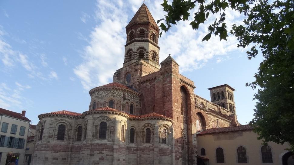 Brioude Basilique Saint-Julien. © T Poorters