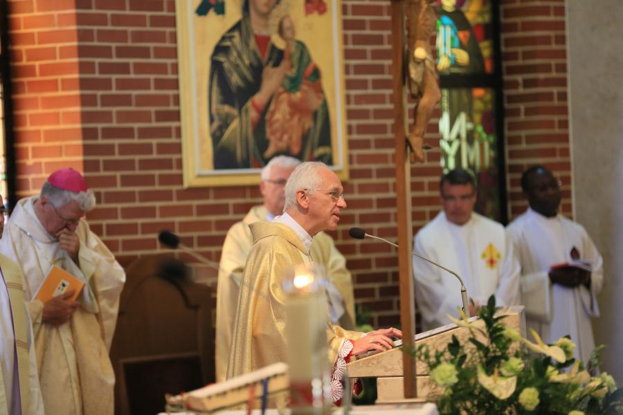 (c) IJD - Foto: Koen Van den Bossche - eucharistieviering