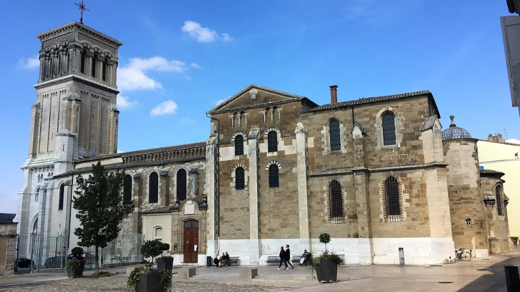 Cathédrale Saint-Apollinaire te Valence. © T Poorters