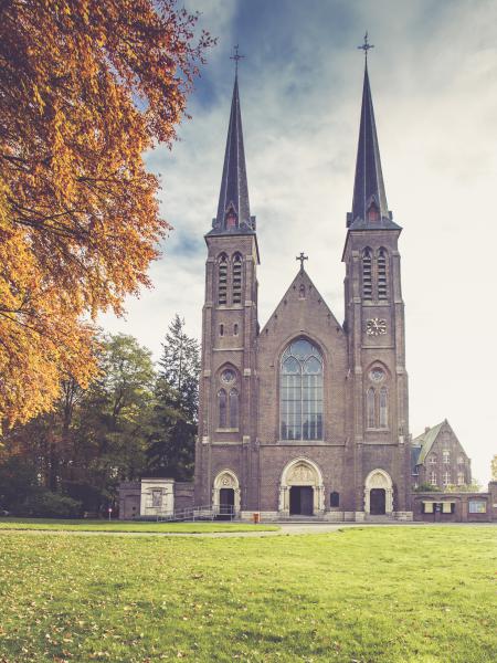 Basiliek O.L.V. van Lourdes - Oostakker © Daina De Saedeleer