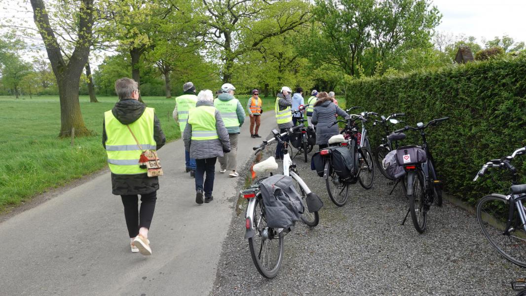 Toegekomen bij de eerste kapel. © CCV Hasselt