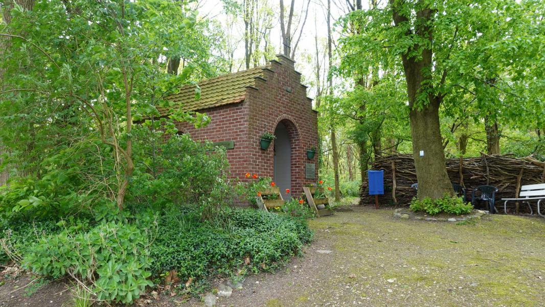 Halte 2 aan de Kapel Maria, Hulp der Christenen. © CCV Hasselt