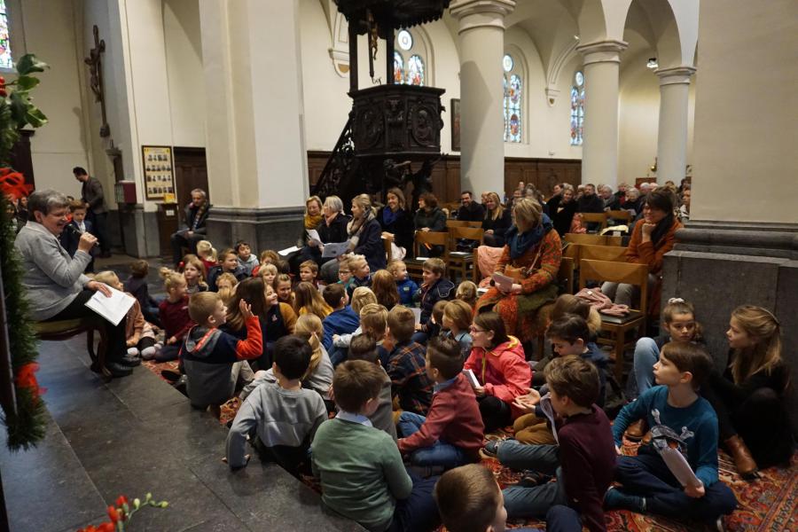 adventsviering eerste communicanten © parochie Onze-Lieve-Vrouw Lichtaart