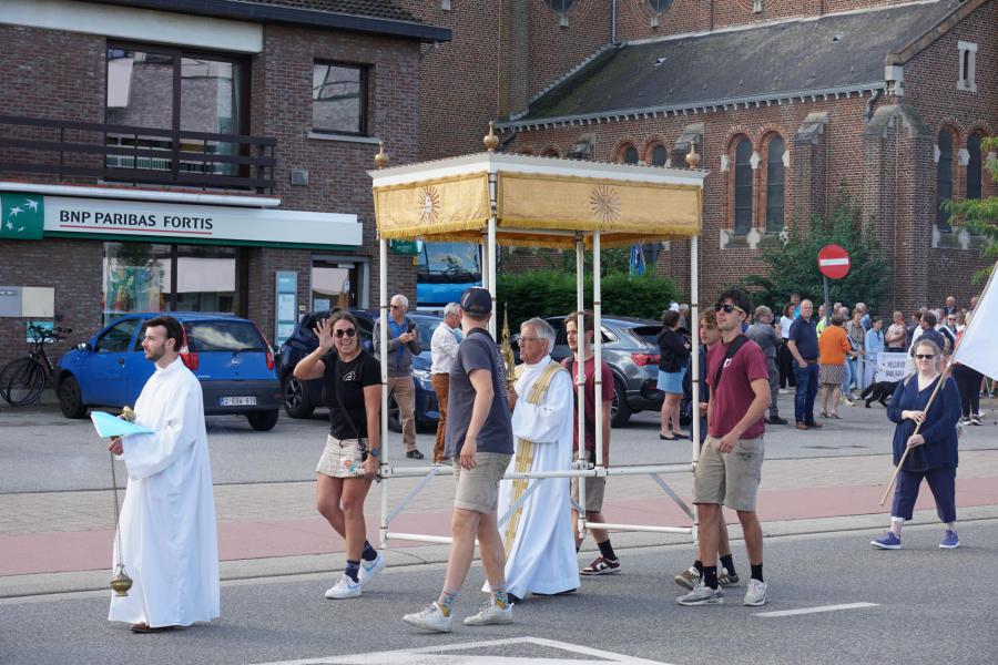 Processie Bekkevoort 