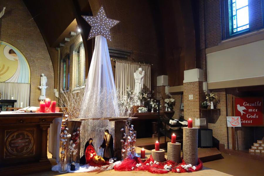 Kerststal in de kerk Sint-Antonius 