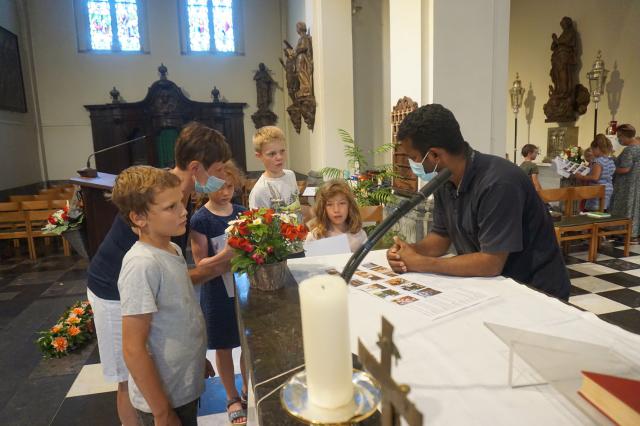 Eerste Communiecanten © Onze-Lieve-Vrouw Lichtaart