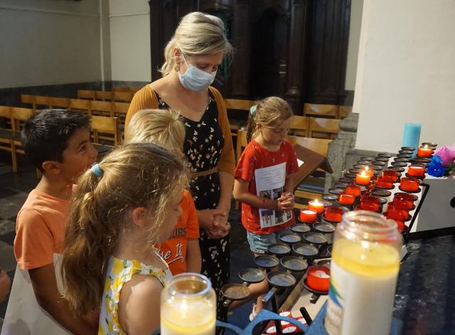 Eerste Communiecanten © Onze-Lieve-Vrouw Lichtaart