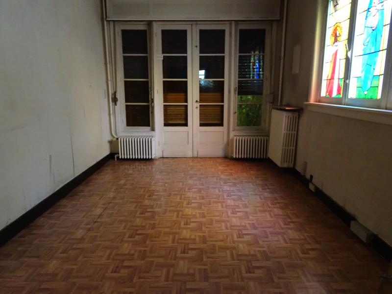 de lege bureau die ook doorgangsruimte zal worden naar het sanitair van de parochie en naar de nieuwe keuken  © Mia Verbanck
