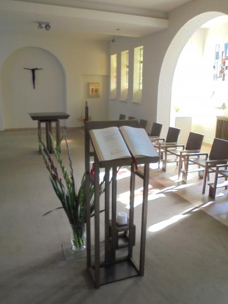 een stille plek in onze kapel © zrs bernardinnen