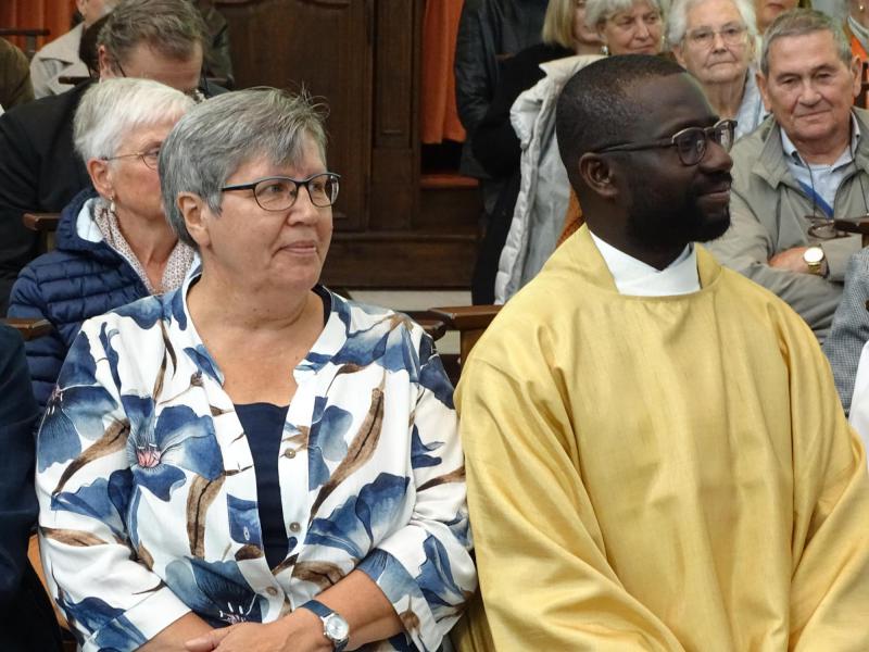 Aanstellingsviering pa. Christine en pr. Ettien  © Inge Soen