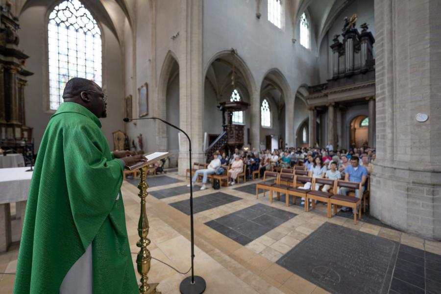 Jaarlijkse BBQ en viering Sint-Kwinten © Pastorale zone Leuven aan de Dijle