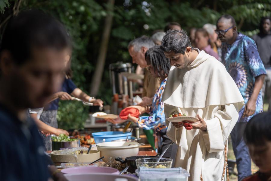 Jaarlijkse BBQ en viering Sint-Kwinten © Pastorale zone Leuven aan de Dijle