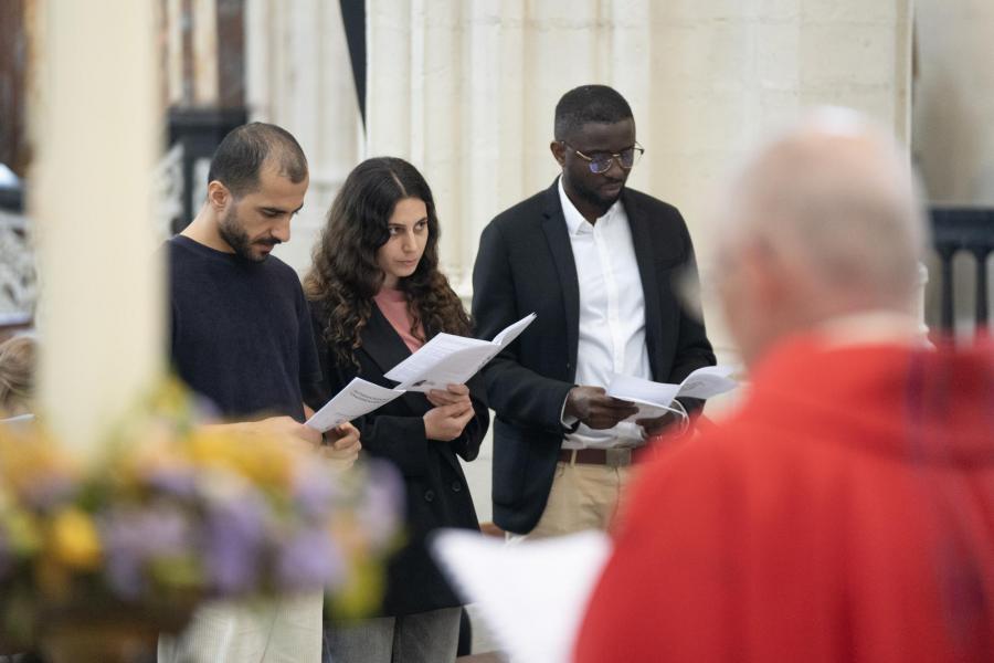 Volwassendoopsels en vormsels in de Sint-Pieterskerk 2023 © Pastorale zone Leuven aan de Dijle