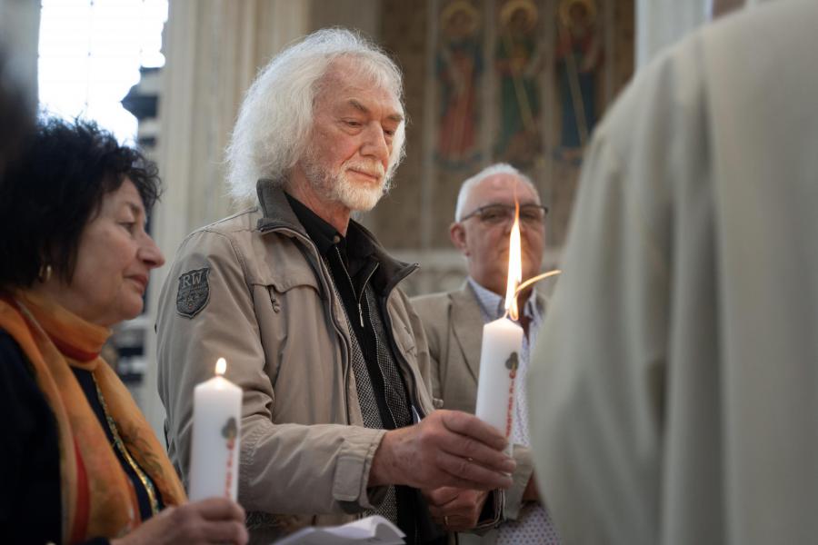Volwassendoopsels en vormsels in de Sint-Pieterskerk 2023 © Pastorale zone Leuven aan de Dijle