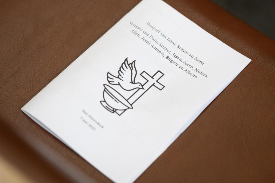 Volwassendoopsels en vormsels in de Sint-Pieterskerk 2023 © Pastorale zone Leuven aan de Dijle