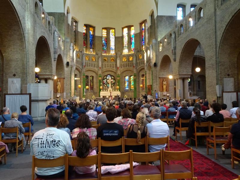 sfeerbeelden van het publiek tijdens het concert © Mia Verbanck