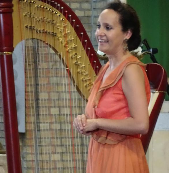 De Duitse Florence Sitruk die het initiatief nam voor de concerten © Mia Verbanck
