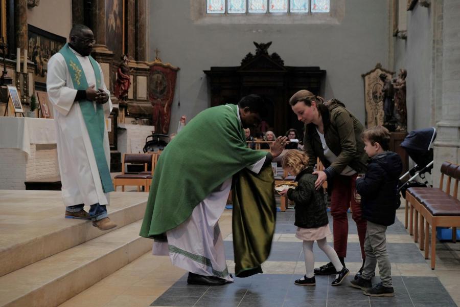 Kinderzegen in Sint Kwinten 2024 © Pastorale zone Leuven aan de Dijle
