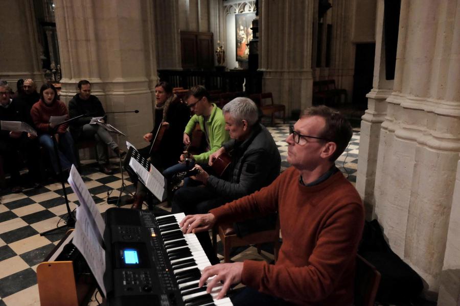 Vredeswake in de Leuvense Sint-Pieterskerk © Pastorale zone Leuven aan de Dijle