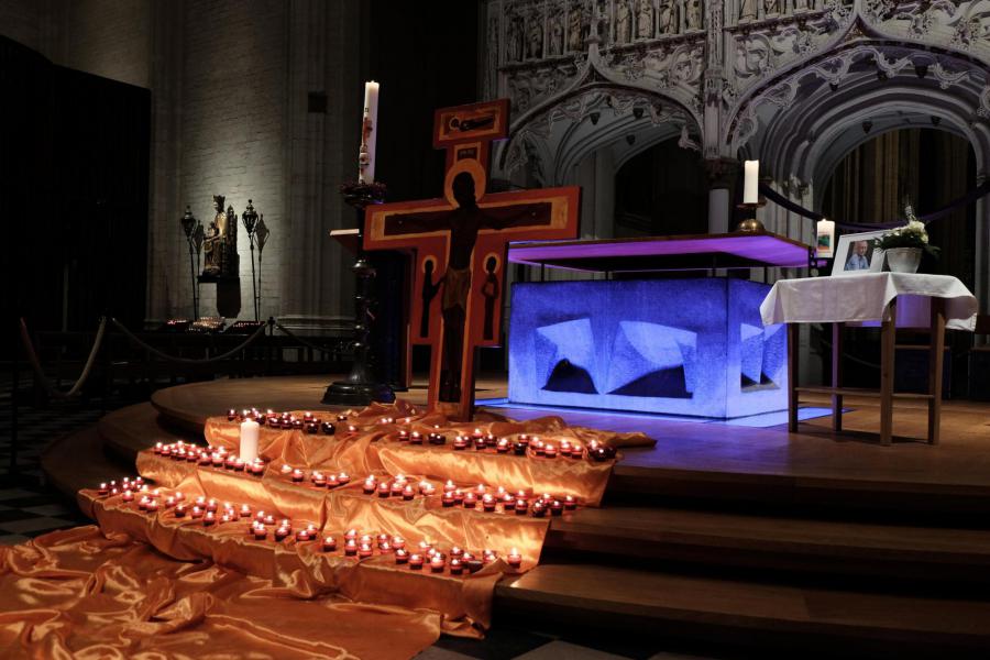 Vredeswake in de Leuvense Sint-Pieterskerk © Pastorale zone Leuven aan de Dijle