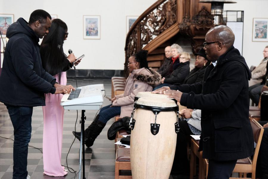 Verbondenheid bij de Afrikaanse viering in Sint Geertrui 2024 © Pastorale zone Leuven aan de Dijle