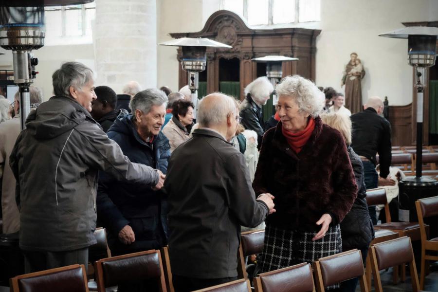 Verbondenheid bij de Afrikaanse viering in Sint Geertrui 2024 © Pastorale zone Leuven aan de Dijle