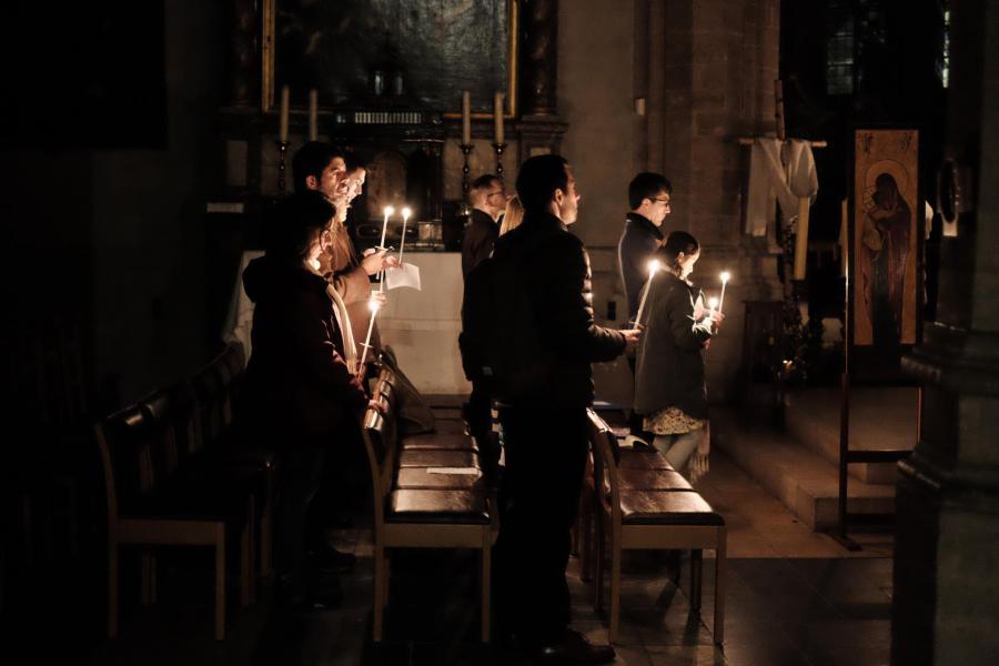 Paaswake in de Sint-Kwintenskerk © Pastorale zone Leuven aan de Dijle