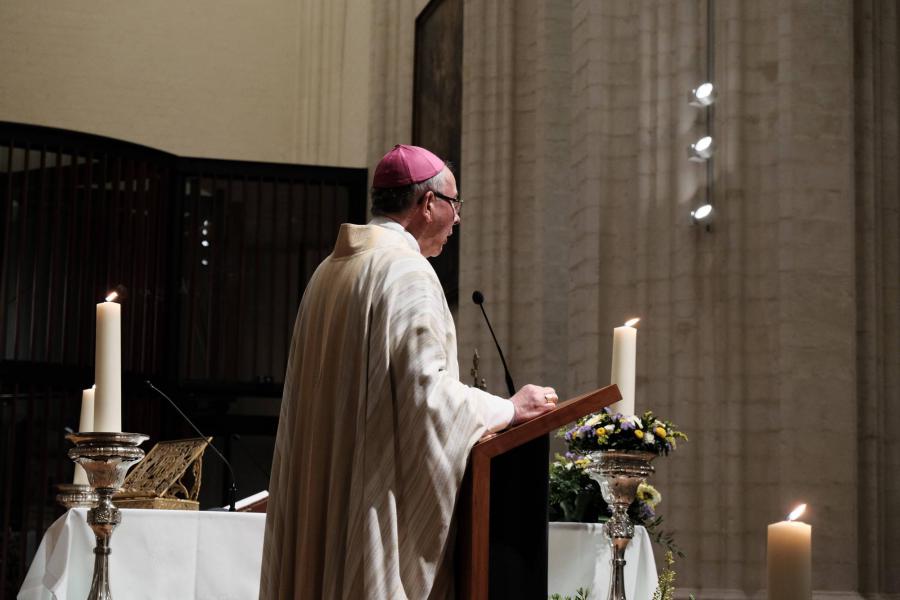 Paasnacht in de Leuvense Sint-Pieterskerk 2024 © Pastorale zone Leuven aan de Dijle